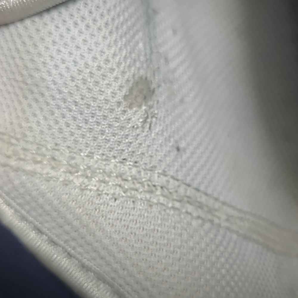 WOMEN'S' S  NIKE  LIGHT GREY RUNNING SNEAKERS  Size 8 PRE LOVED GOOD CONDITION . - Picture 9 of 9